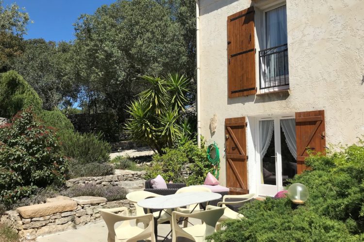 Location-piriottu-maison-Bonifacio-vacances-Corsica.jpg
